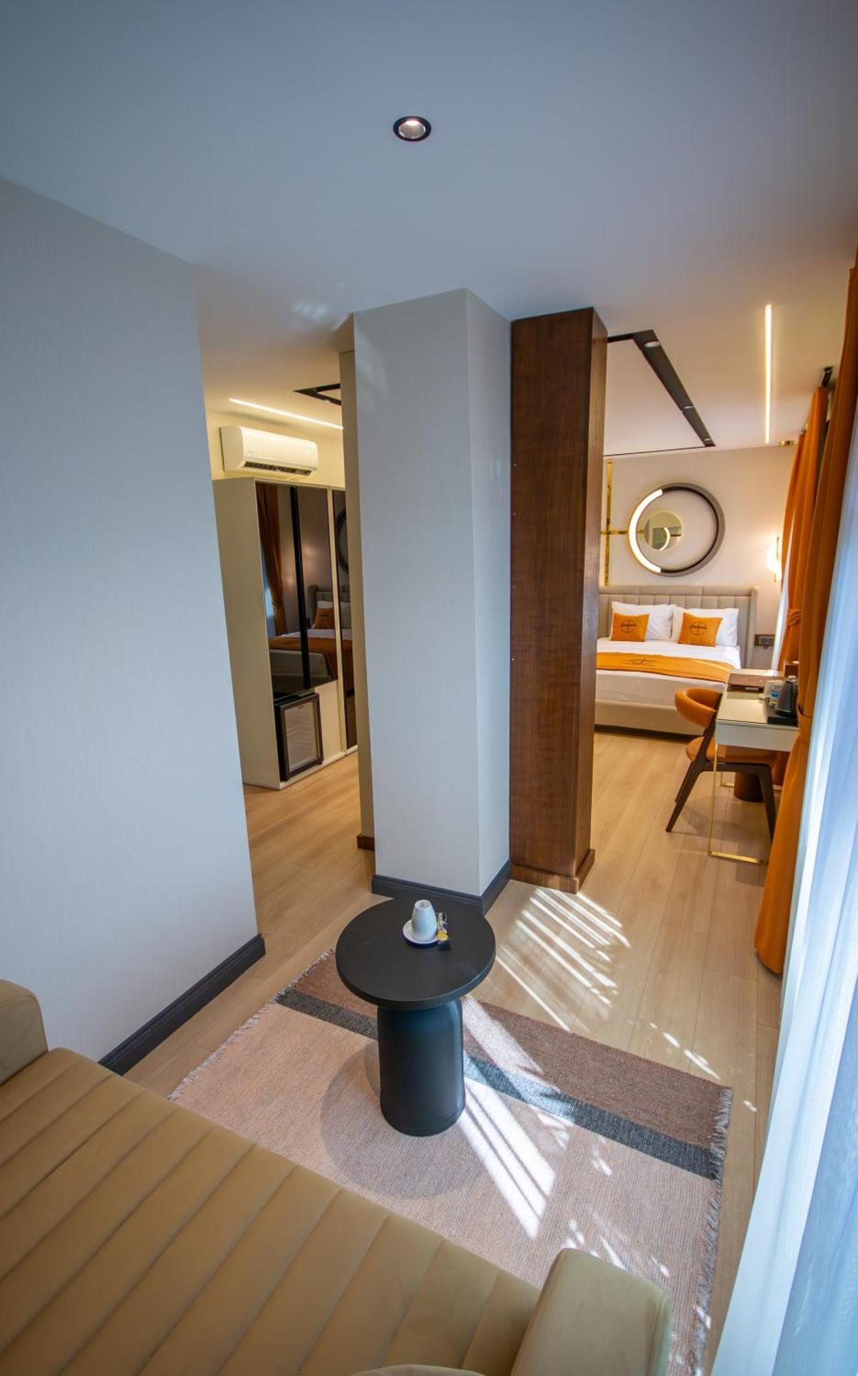 Elysian Airport Hotel Arnavutkoy ภายนอก รูปภาพ