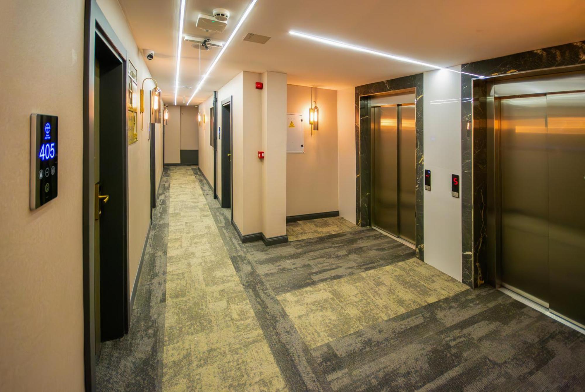 Elysian Airport Hotel Arnavutkoy ภายนอก รูปภาพ